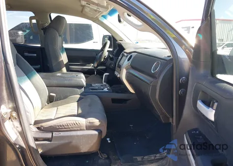 2014 Toyota Tundra Sr5 4.6L V8 из США, поврежденный, VIN 5TFRM5F14EX070477